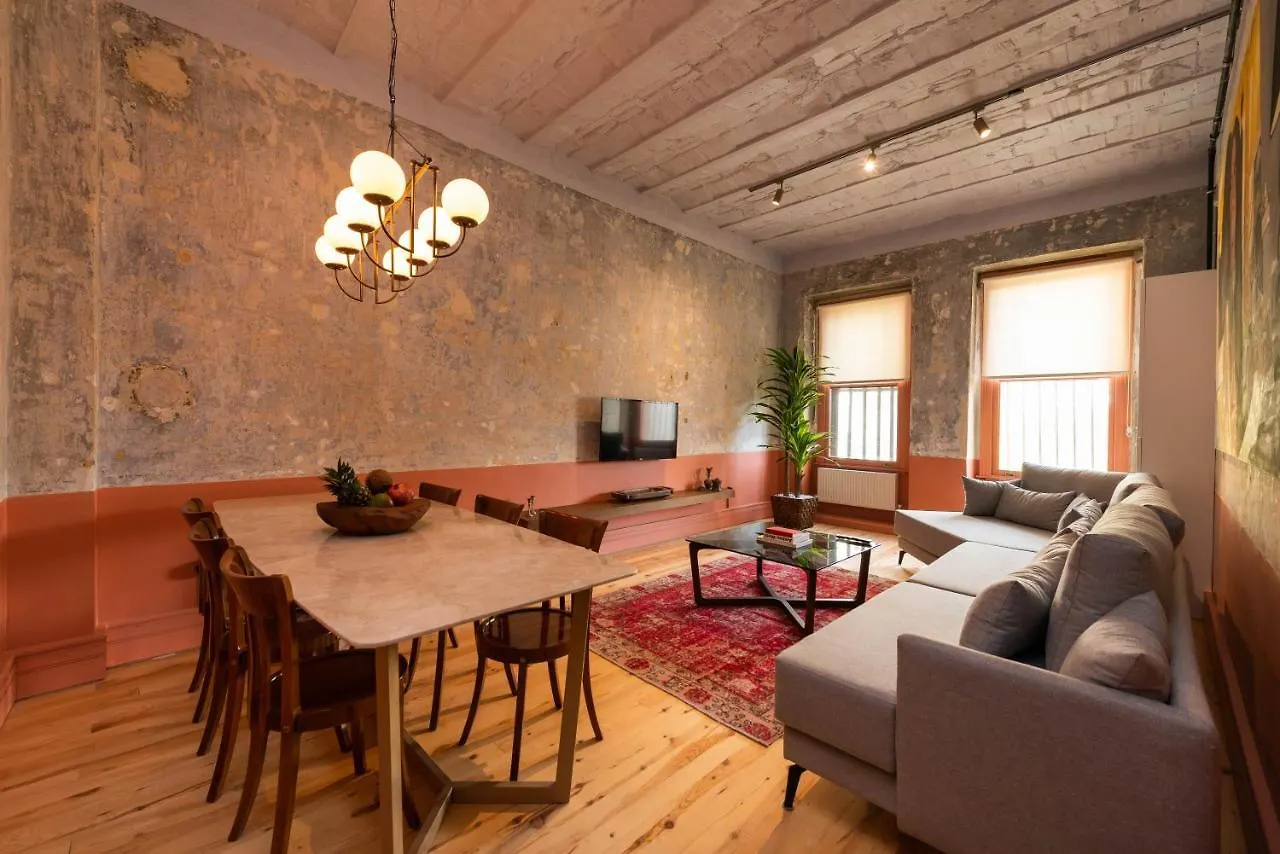 Penelope'S Loft: Just Renovated 5Br In City Centre Apartment Istanbul Turkey